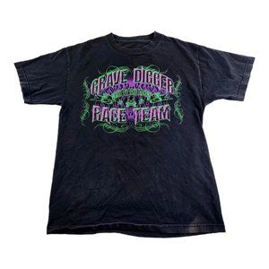 ****SOLD****Vintage Monster Truck Grave Digger Graphic T-Shirt Size: Medium
